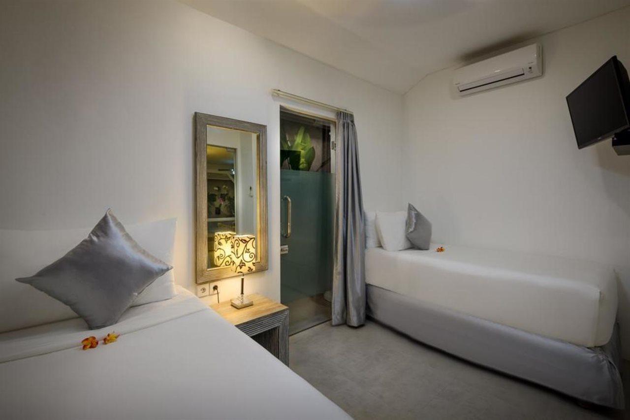 Ozamiz Villa Seminyak By Villas R Us מראה חיצוני תמונה